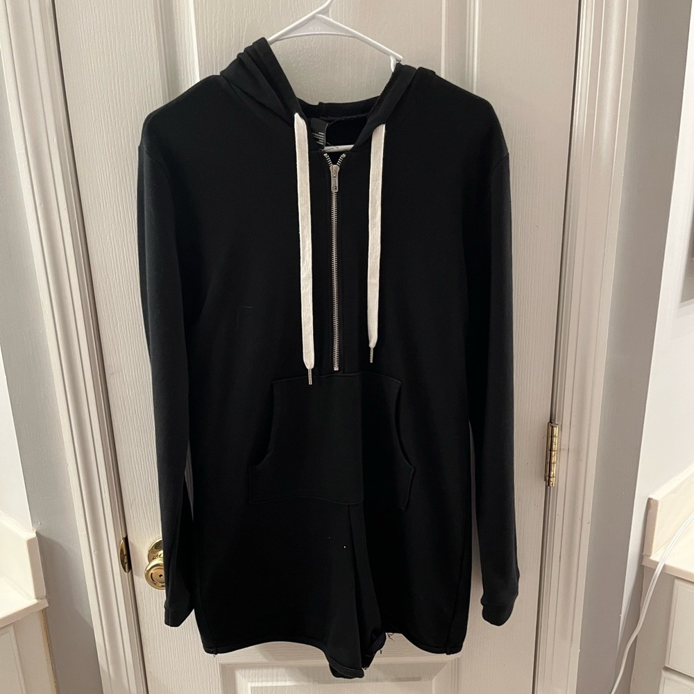 [Forever 21] Sweatshirt Romper
